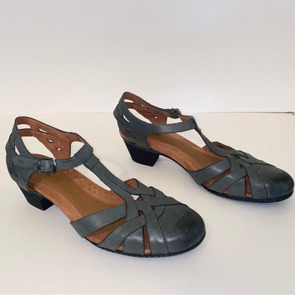 Cobb Hill Aubrey Gray Leather Cushioned Comfort Slingback Pumps - Picture 16 of 16